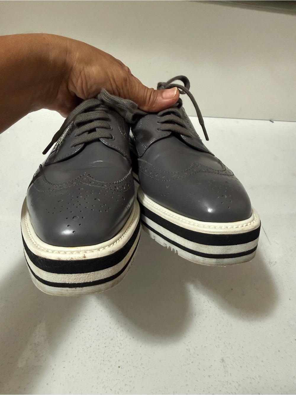 Prada Wingtip Brogue Oxford Platform
Black Patent Leather Shoes Size 401/2 - Picture 9 of 13
